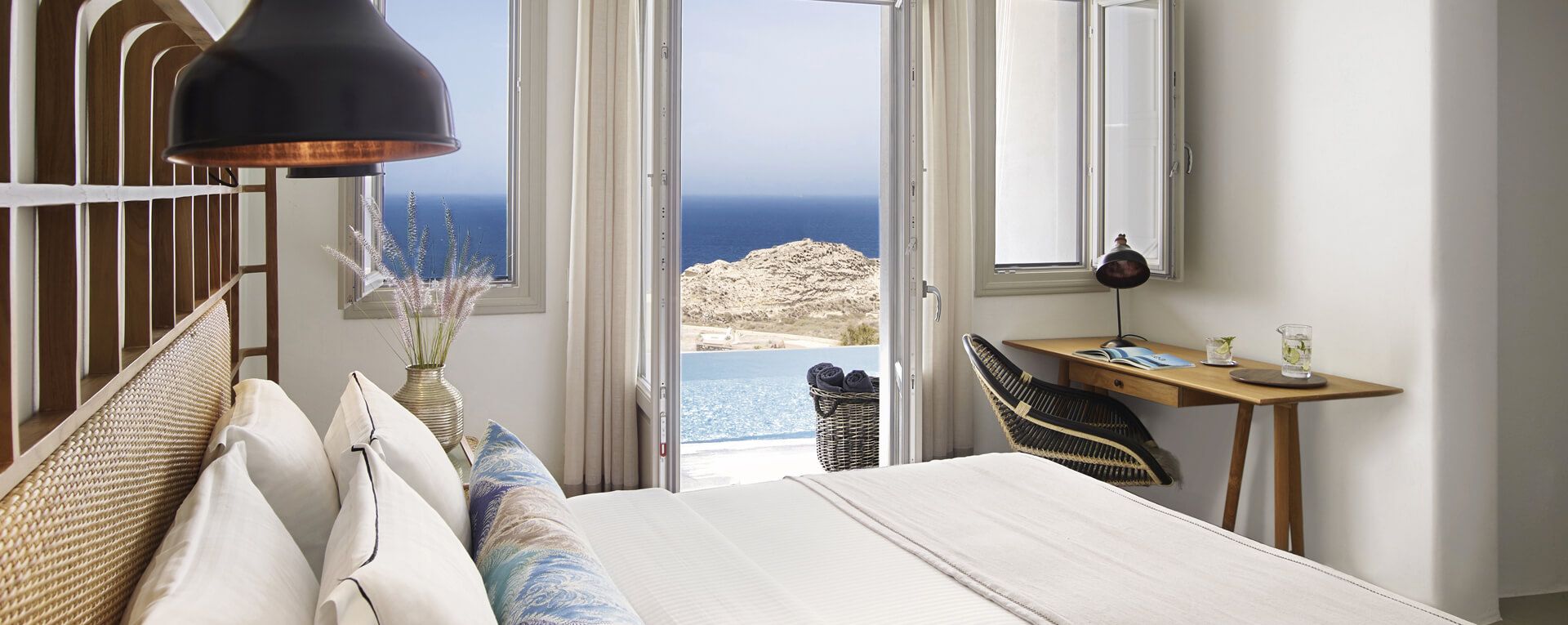 Santo Pure Oia Suites & Villas